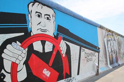 Moskau 1985 - Kreml-Chef Gorbatschow beginnt mit weltverändernden Reformen