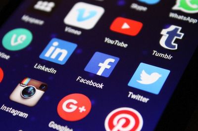 Rechte Netzwerke und Social Media Strategien