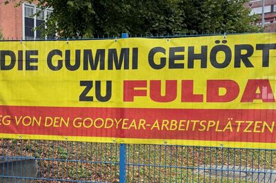 Rechtliche Rahmenbedingungen bei Betriebsschließungen und Betriebsübergängen