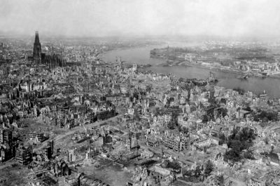 Die deutsche Geschichte ging weiter - Das Ende des Zweiten Weltkriegs und die Frage der Kontinuität im Neubeginn nach 1945